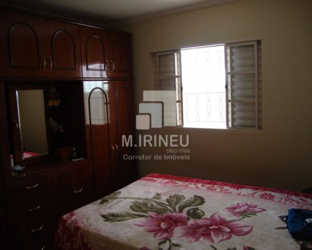 Casa à venda com 3 quartos, 95m² - Foto 2
