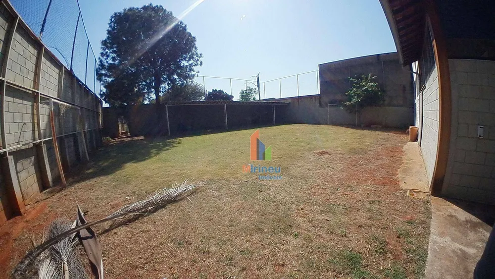 Chácara, 3 quartos, 1230 m² - Foto 4