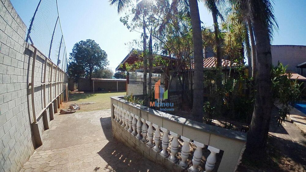 Chácara, 3 quartos, 1230 m² - Foto 2