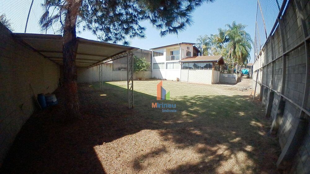 Chácara, 3 quartos, 1230 m² - Foto 3