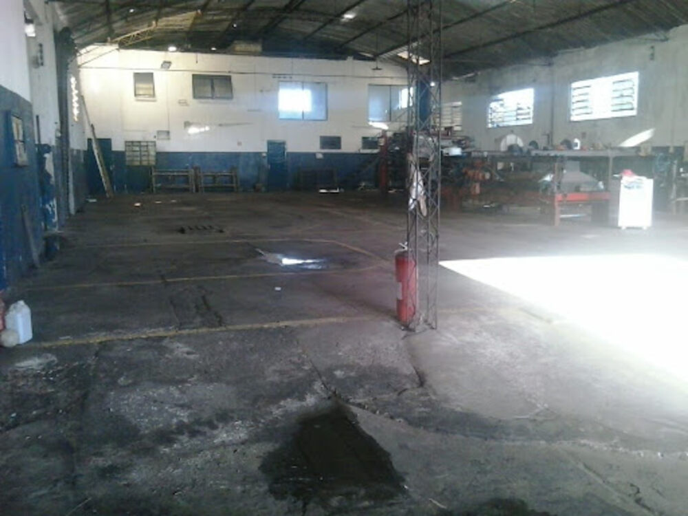 Depósito-Galpão-Armazém à venda, 2100m² - Foto 2