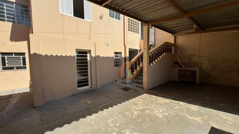 Casa, 2 quartos, 115 m² - Foto 1