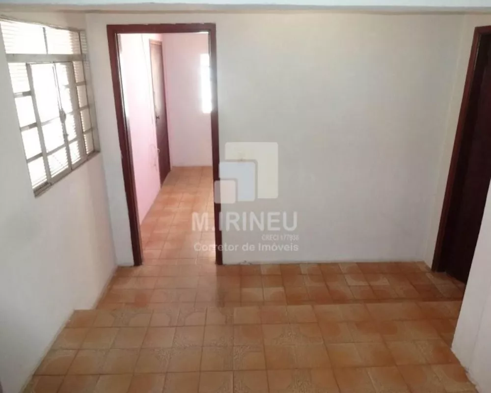 Casa à venda com 3 quartos, 150m² - Foto 3