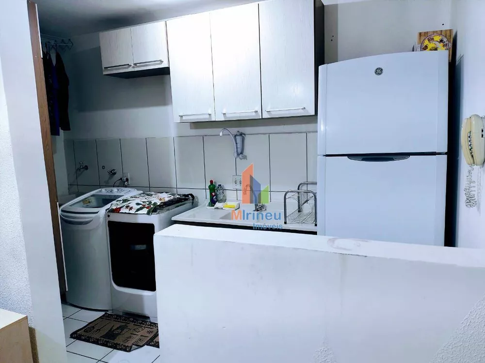 Apartamento à venda com 2 quartos, 45m² - Foto 1