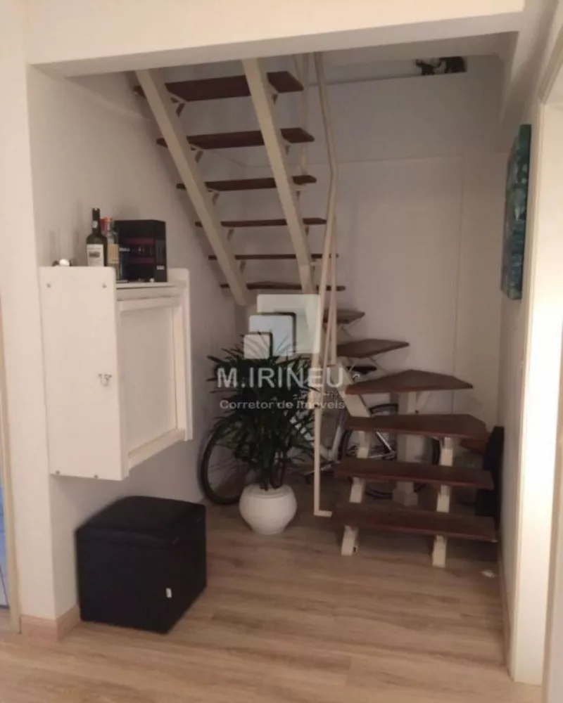 Casa à venda com 2 quartos, 120m² - Foto 4