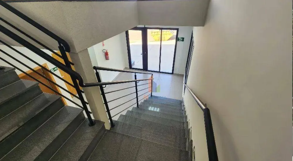 Depósito-Galpão, 940 m² - Foto 2