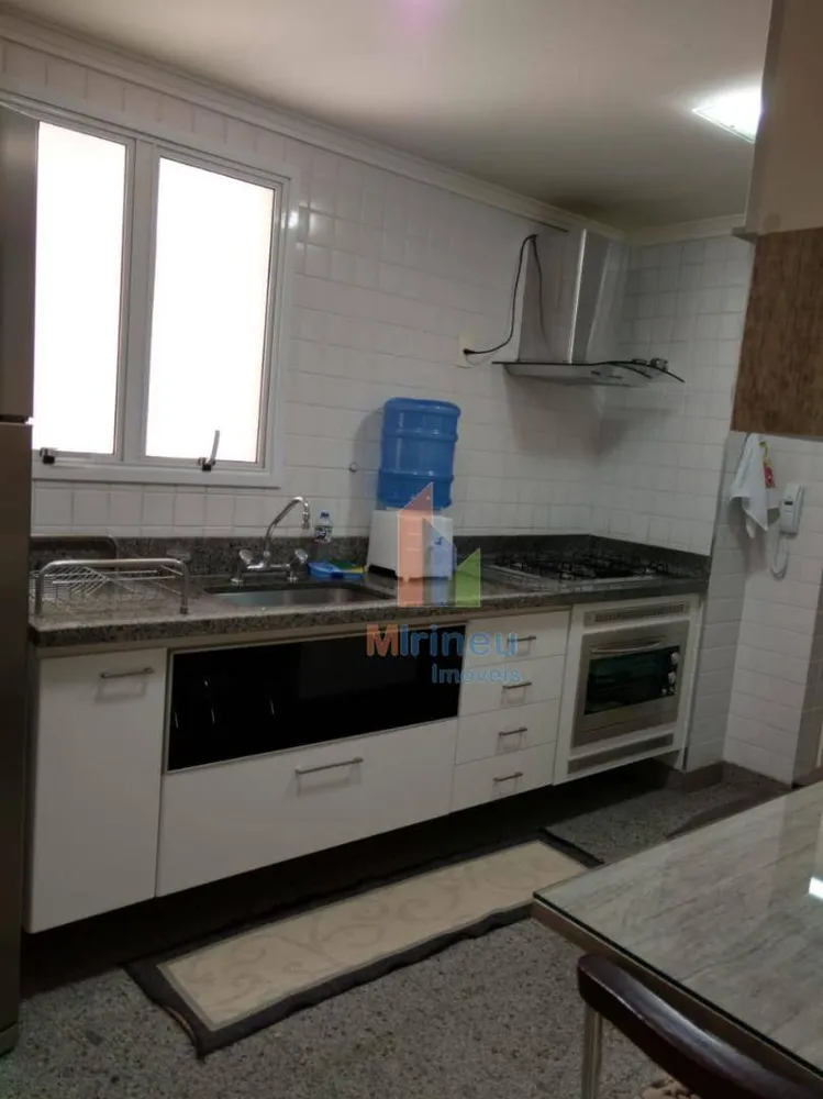Apartamento, 3 quartos, 134 m² - Foto 2