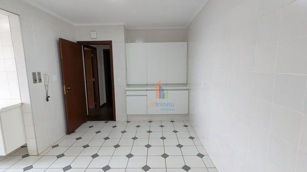 Apartamento, 4 quartos, 220 m² - Foto 8