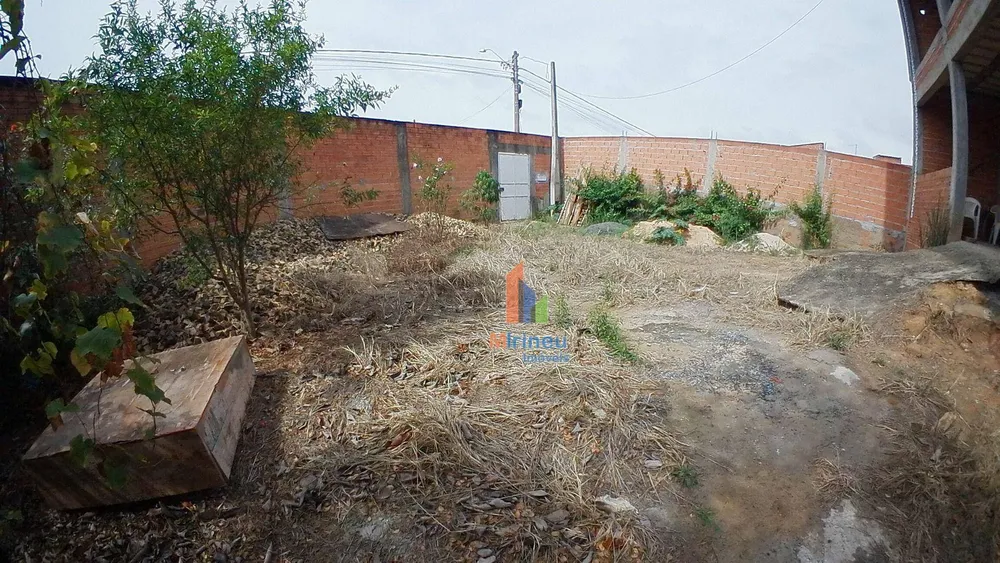 Casa, 4 quartos, 270 m² - Foto 1