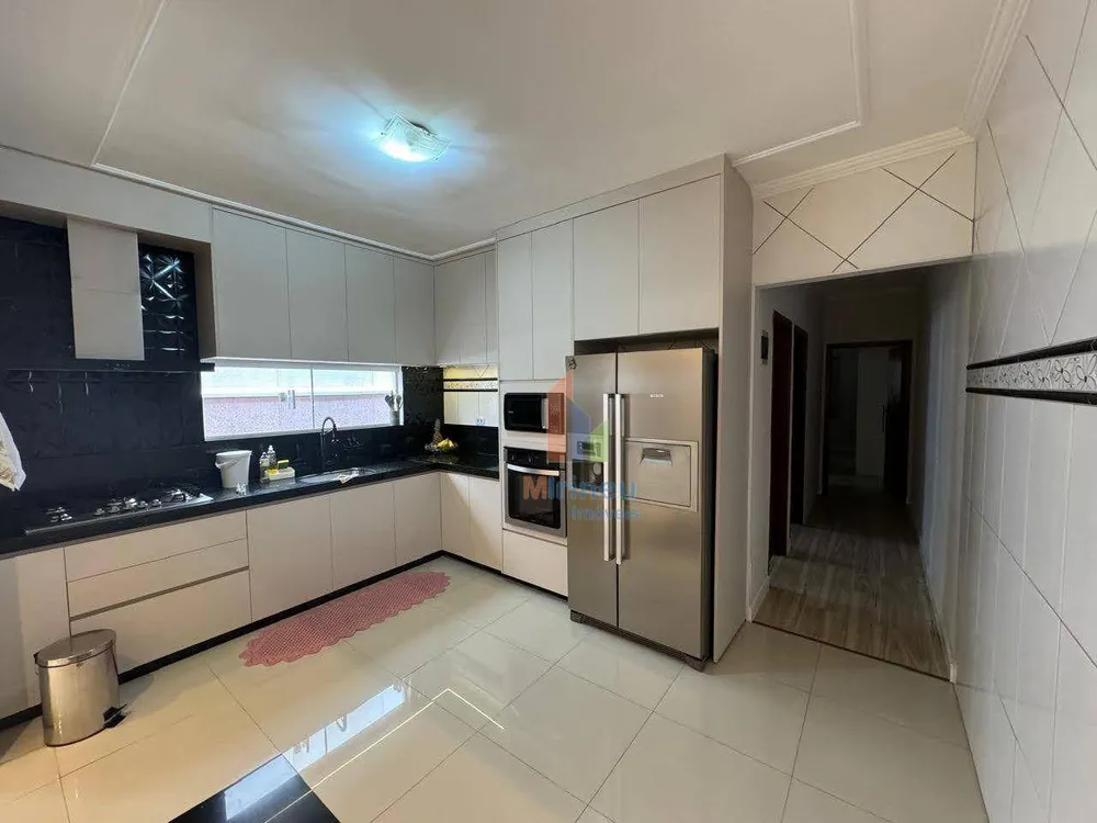 Casa, 2 quartos, 132 m² - Foto 1
