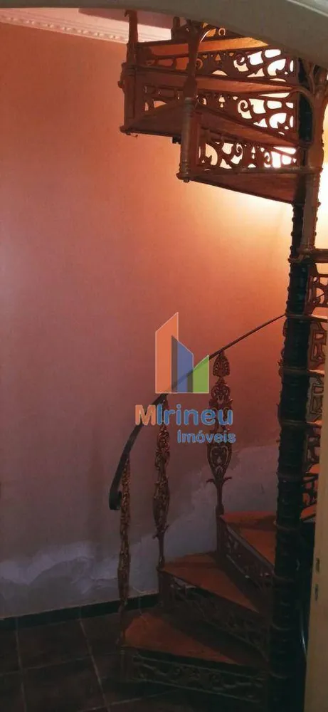 Casa, 4 quartos, 215 m² - Foto 15