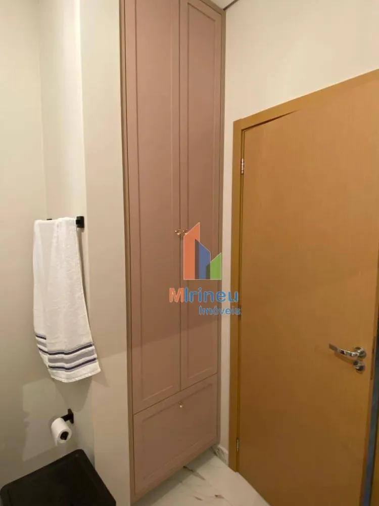 Casa, 3 quartos, 245 m² - Foto 11