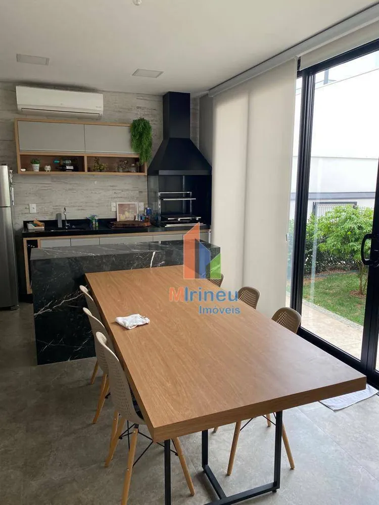Casa, 3 quartos, 245 m² - Foto 3