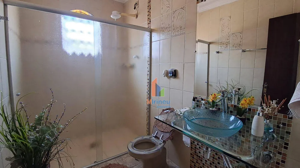 Casa, 4 quartos, 300 m² - Foto 2