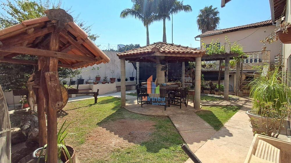 Casa, 4 quartos, 300 m² - Foto 2