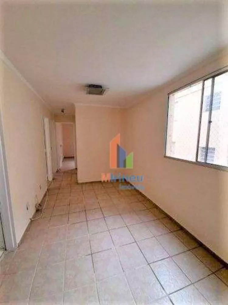 Apartamento à venda com 3 quartos, 72m² - Foto 2