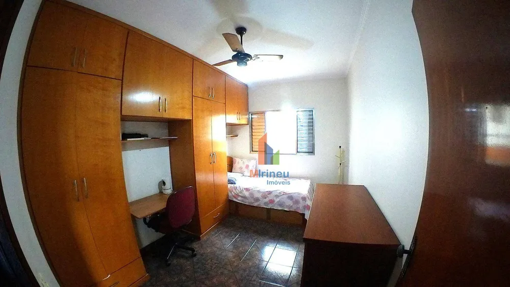 Casa, 3 quartos, 250 m² - Foto 13