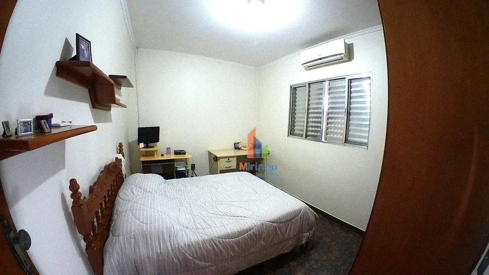 Casa, 3 quartos, 250 m² - Foto 15