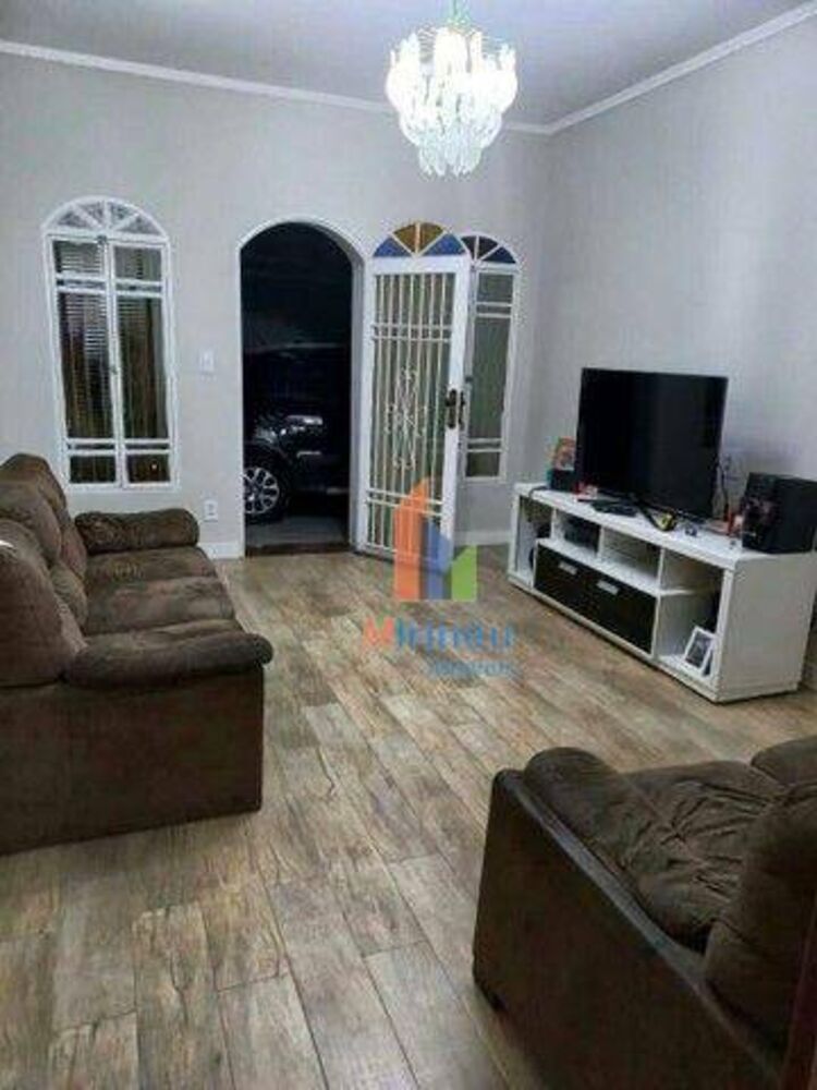 Casa à venda com 4 quartos, 262m² - Foto 1