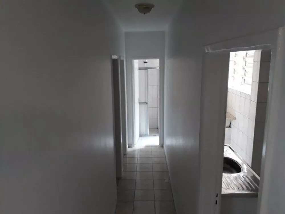 Apartamento à venda com 2 quartos, 57m² - Foto 4