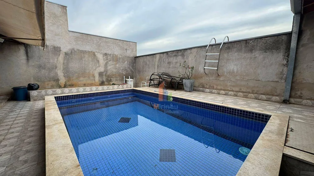 Casa, 3 quartos, 148 m² - Foto 2