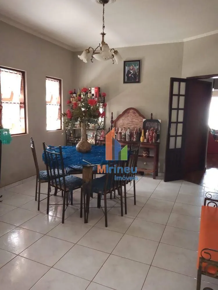 Casa, 3 quartos, 369 m² - Foto 10