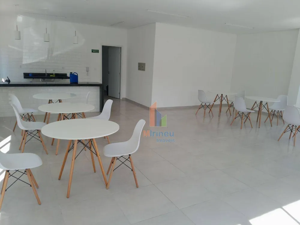 Apartamento, 2 quartos, 50 m² - Foto 2