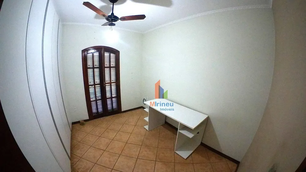 Chácara, 3 quartos, 1200 m² - Foto 3