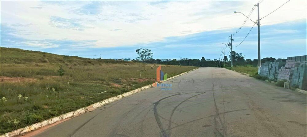 Loteamento e Condomínio, 2700 m² - Foto 1