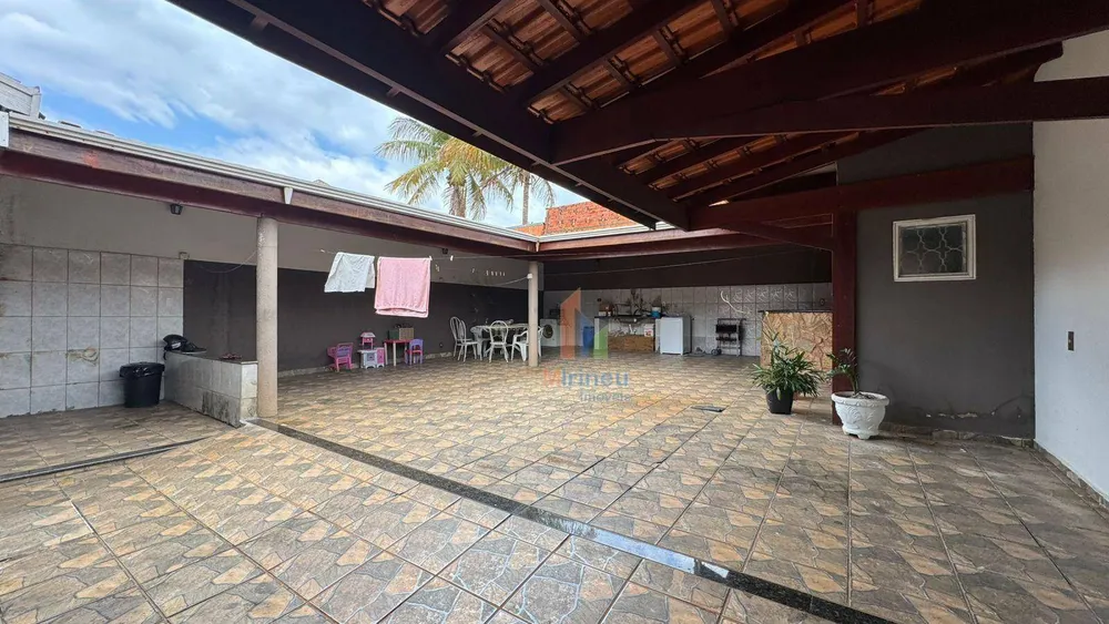 Casa, 2 quartos, 230 m² - Foto 11