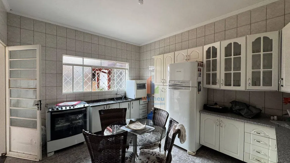 Casa, 2 quartos, 230 m² - Foto 4