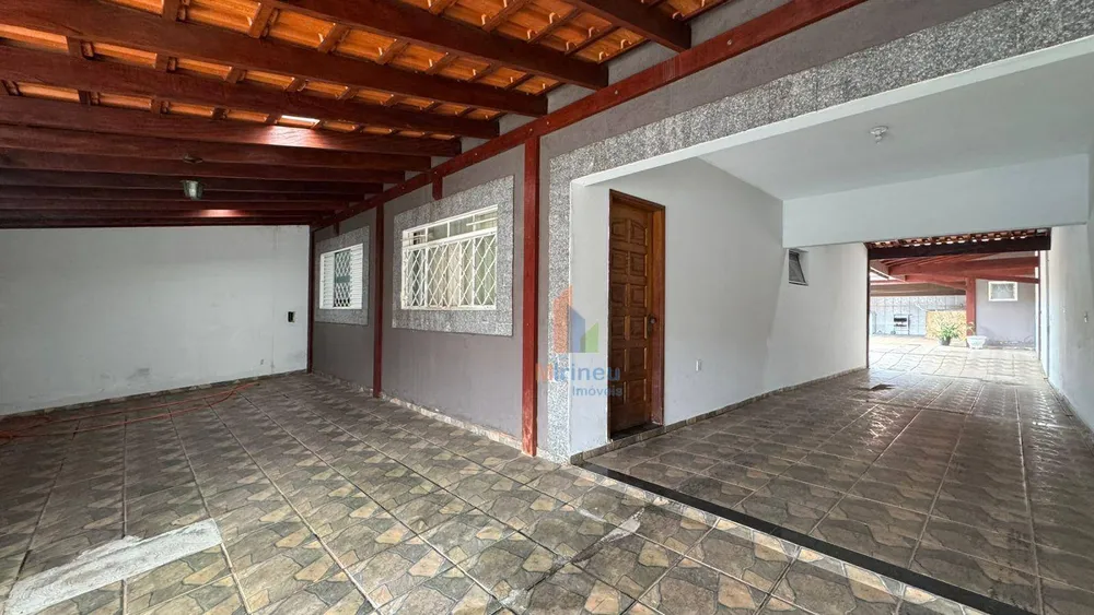 Casa, 2 quartos, 230 m² - Foto 1