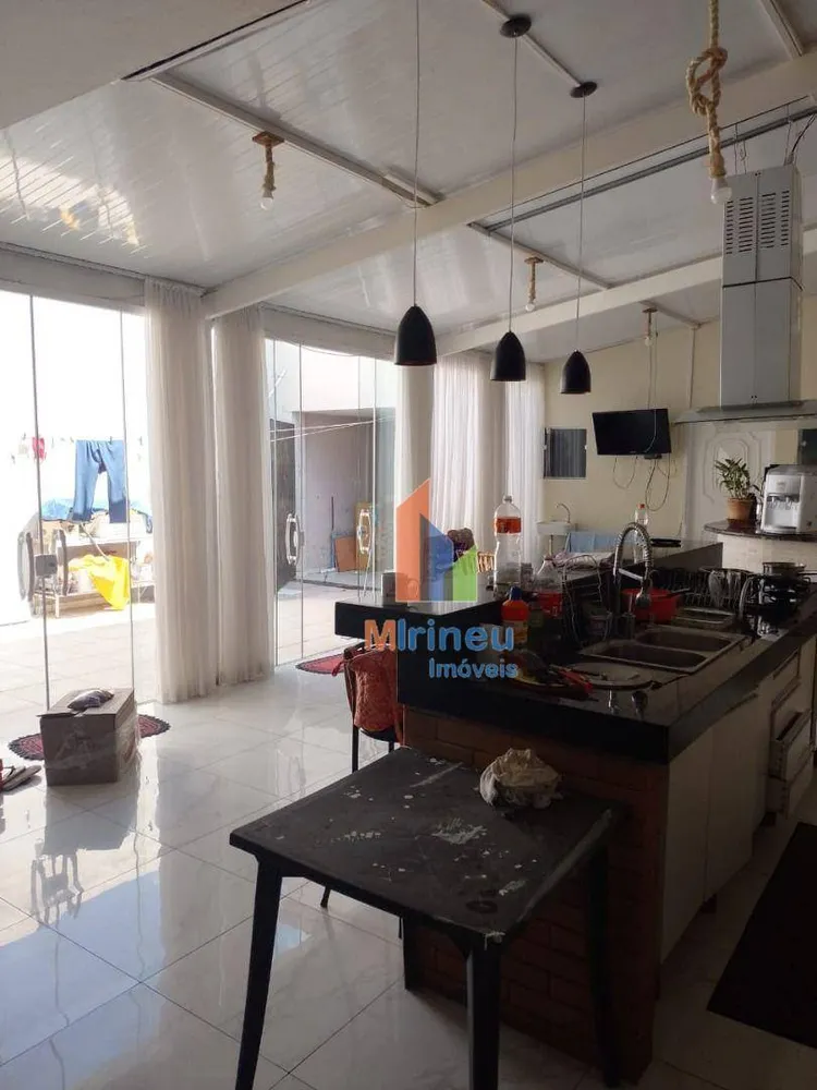 Casa, 3 quartos, 300 m² - Foto 6