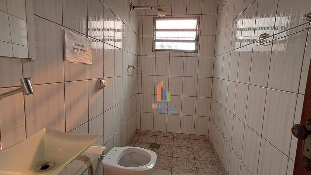 Casa, 4 quartos, 267 m² - Foto 2