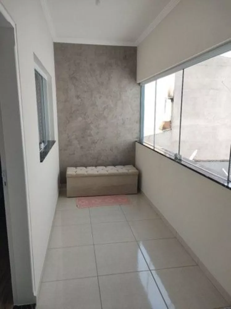 Casa à venda com 3 quartos, 200m² - Foto 8