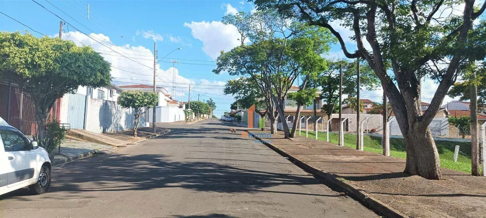 Casa, 3 quartos, 230 m² - Foto 1