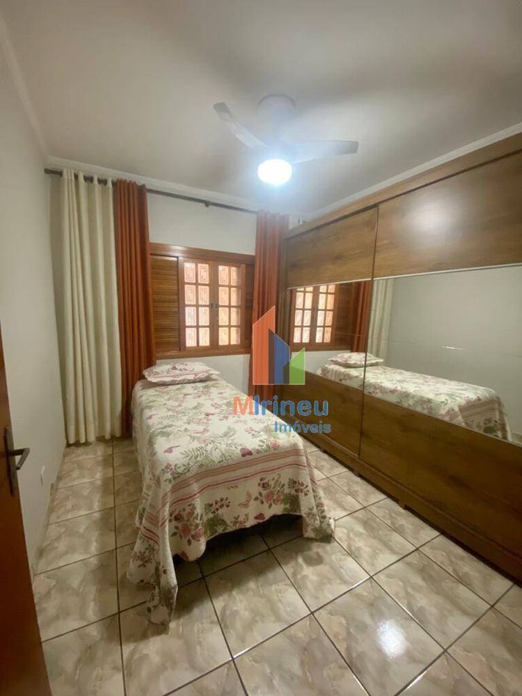 Casa, 3 quartos, 162 m² - Foto 4