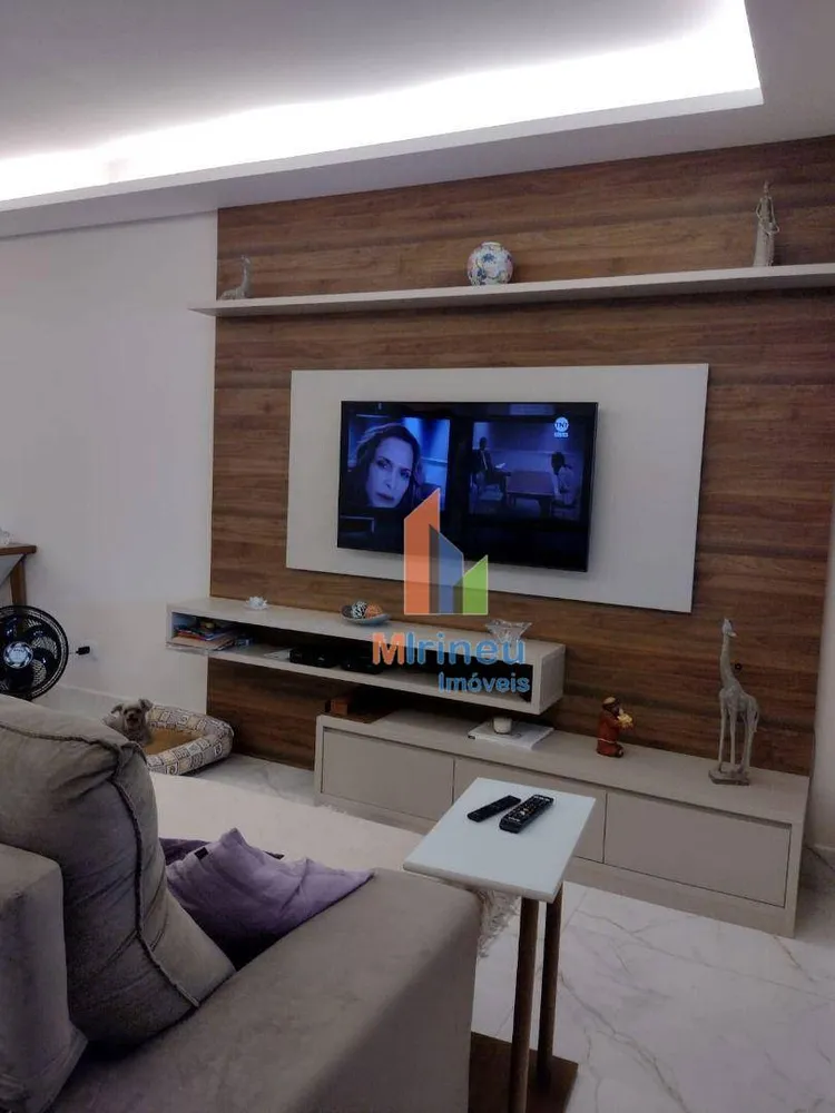 Casa, 3 quartos, 163 m² - Foto 2