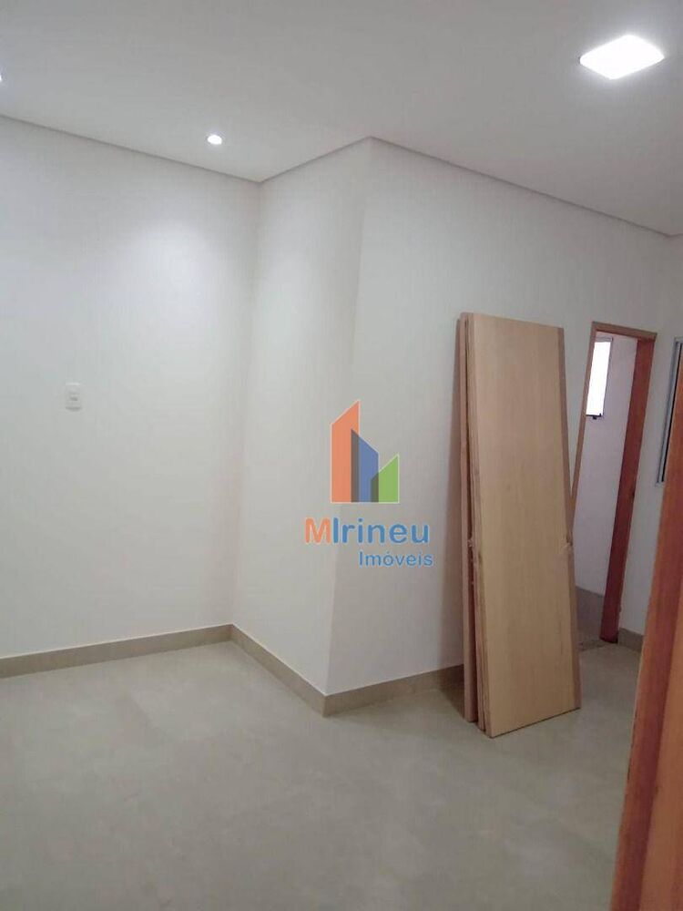 Casa, 3 quartos, 97 m² - Foto 2