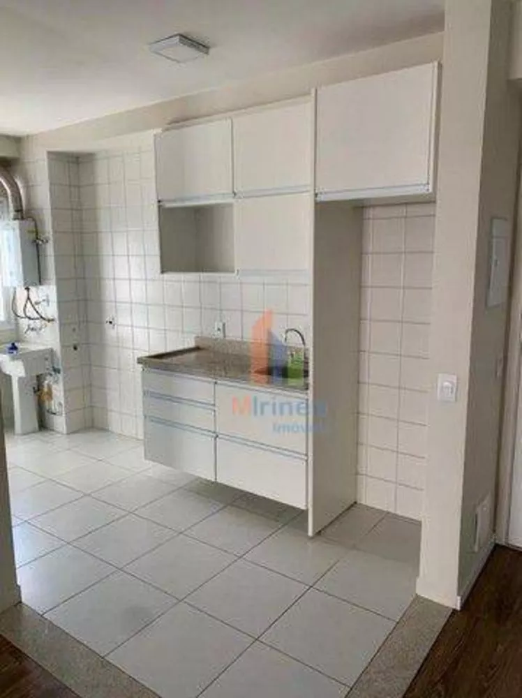 Apartamento à venda com 2 quartos, 83m² - Foto 2