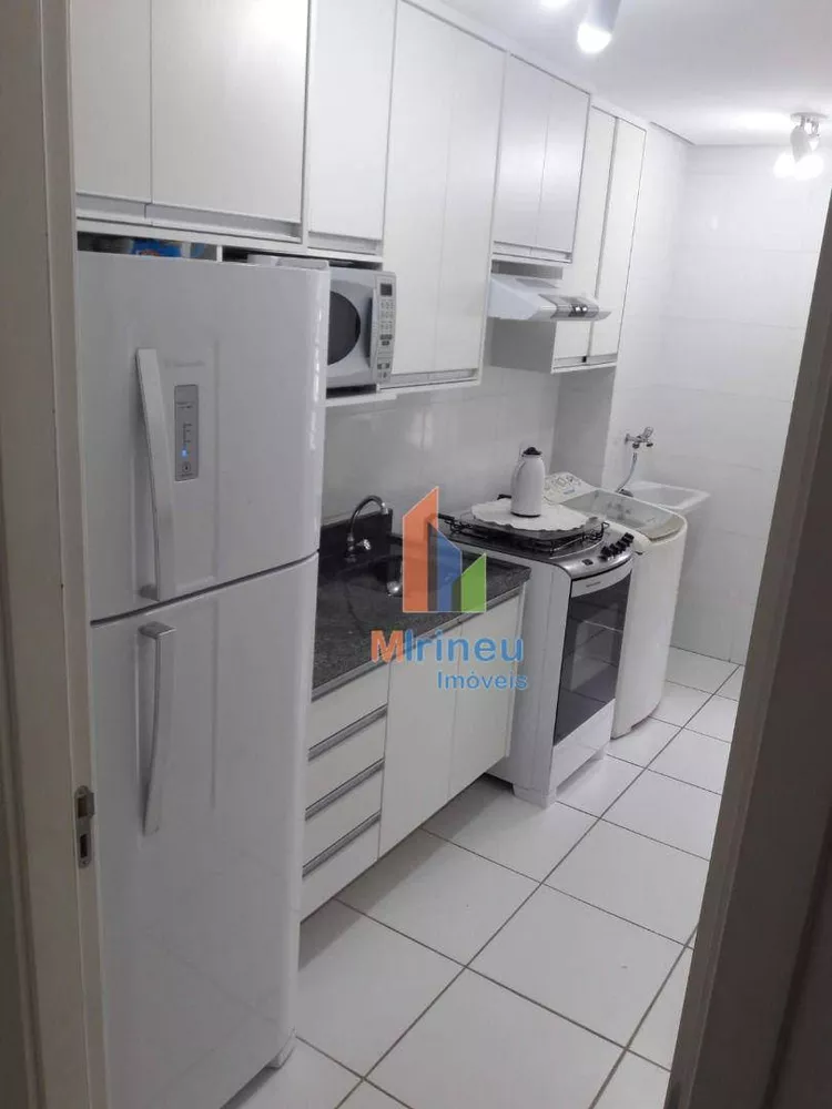 Apartamento à venda com 2 quartos, 56m² - Foto 4