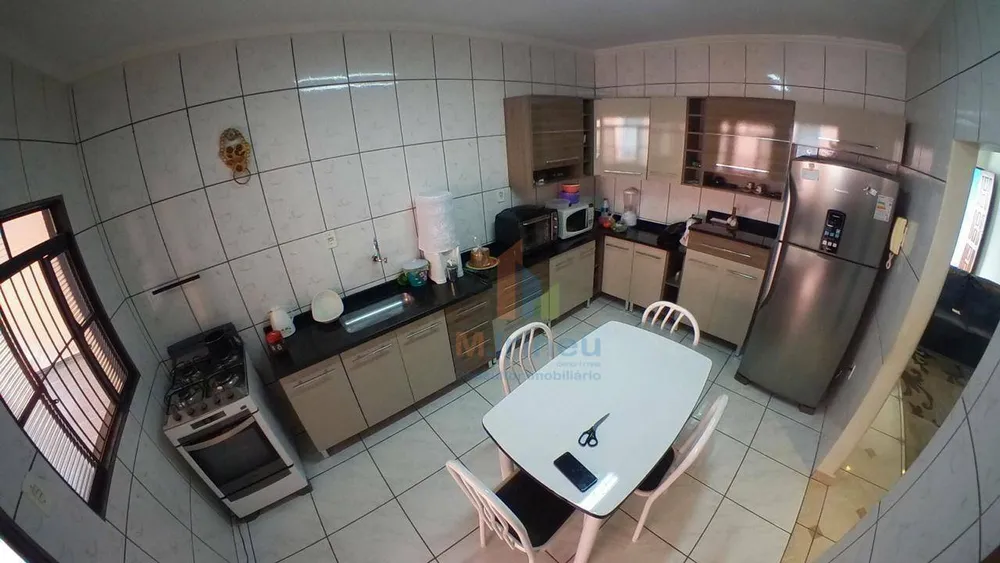 Casa, 2 quartos, 200 m² - Foto 11