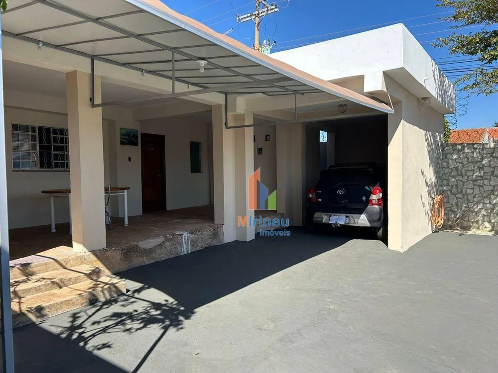 Casa, 3 quartos, 177 m² - Foto 1