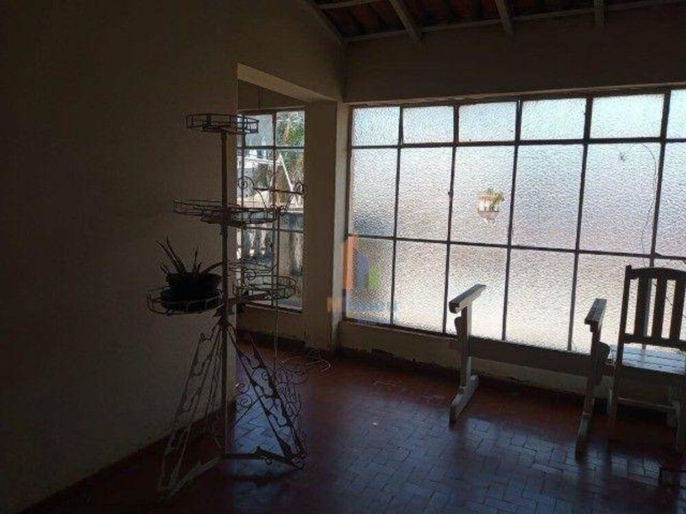Casa, 3 quartos, 300 m² - Foto 1