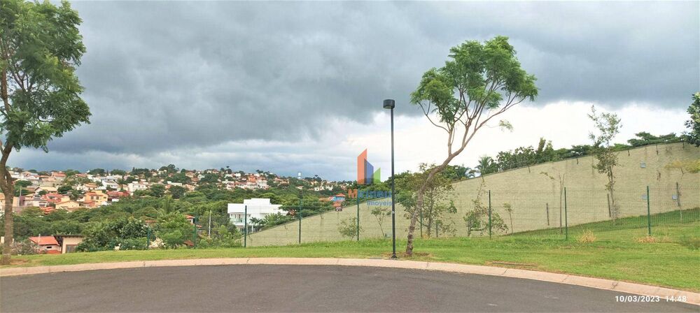 Loteamento e Condomínio, 1001 m² - Foto 2