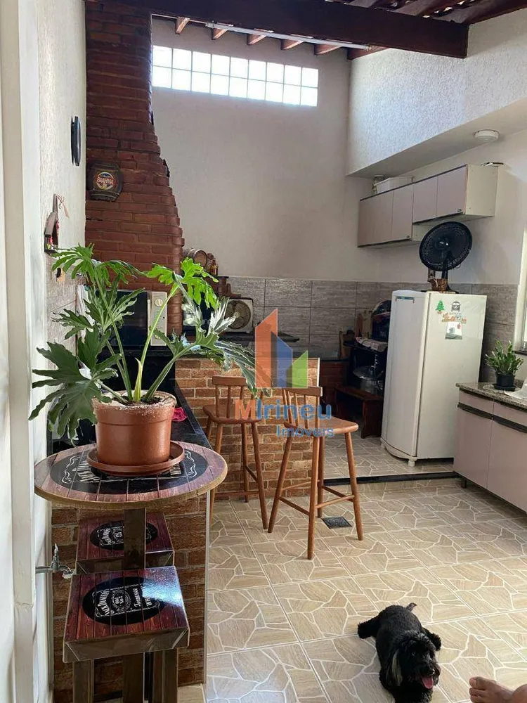 Casa, 3 quartos, 212 m² - Foto 10