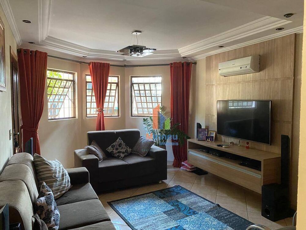Casa à venda com 3 quartos, 212m² - Foto 5