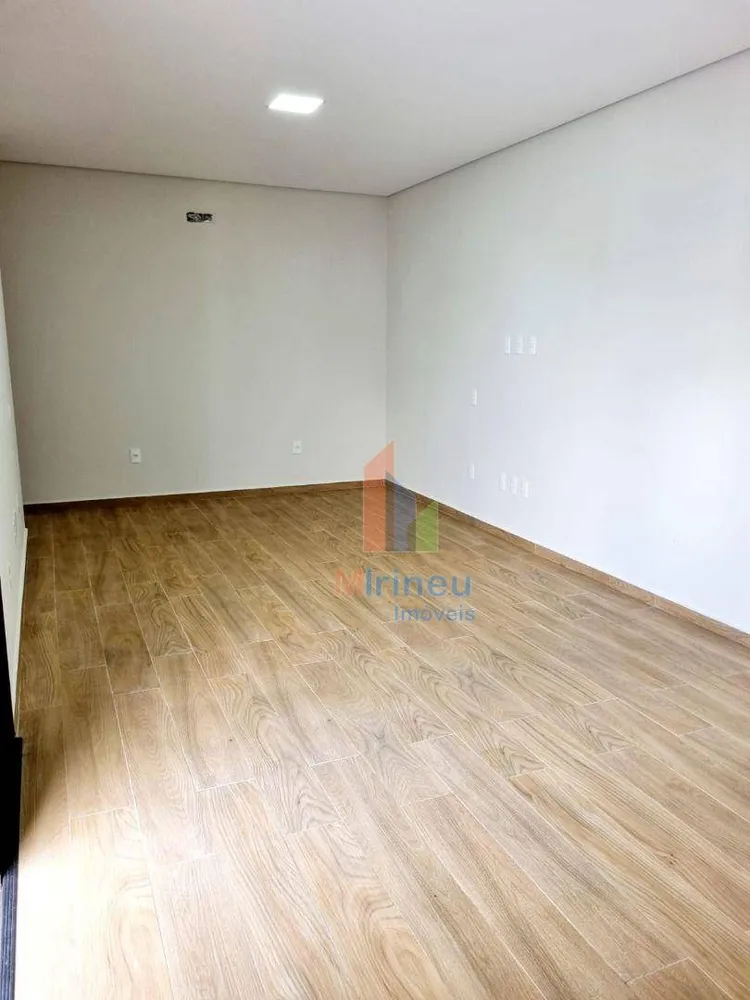 Casa, 3 quartos, 220 m² - Foto 5