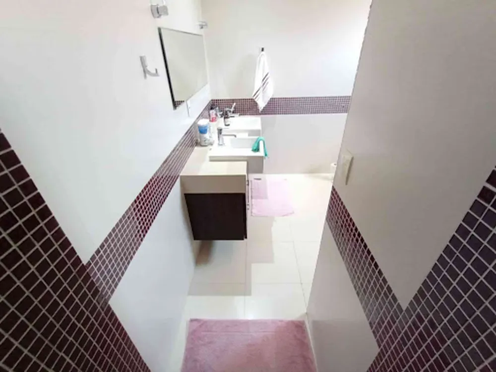 Sobrado, 3 quartos, 410 m² - Foto 1