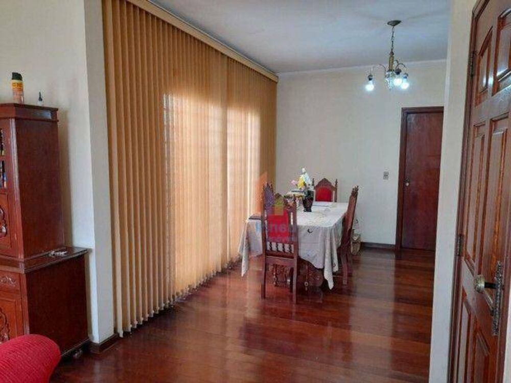 Casa, 5 quartos, 245 m² - Foto 3